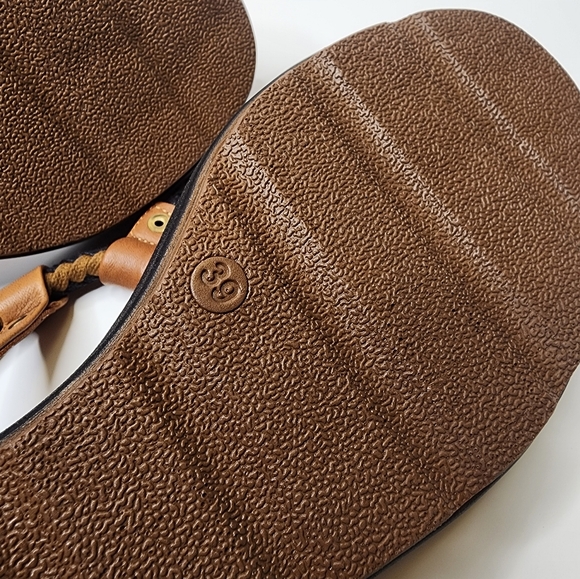 Miz Mooz - Nuovo Women's Sandal - Size 39 - Leather Braided Ankle Strap - NWOB - Picture 6 of 6